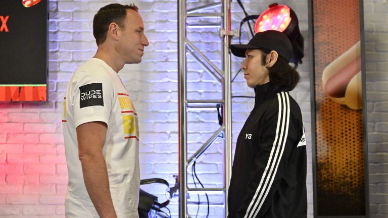 Joey Chestnut Sets New Hot Dog Record In Kobayashi Showdown