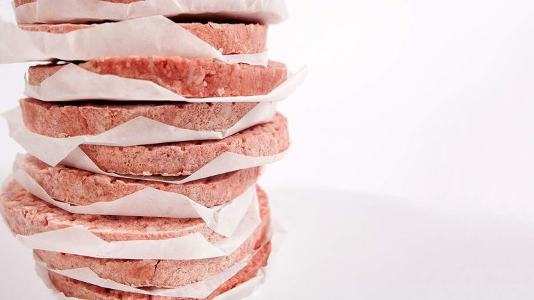 Man Cooking Frozen Burgers Dies In Freak Accident That Can Happen To You