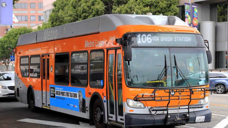 LA To Use Cameras to Catch Drivers Blocking Bus Lanes