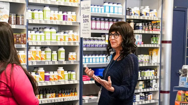 Two More Huge National Retailers, With 700 Stores Each, Declare Bankruptcy