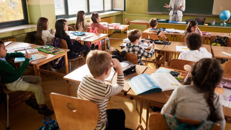 First Graders Wet Their Pants After Teacher Wouldn’t Let Them Use Bathroom