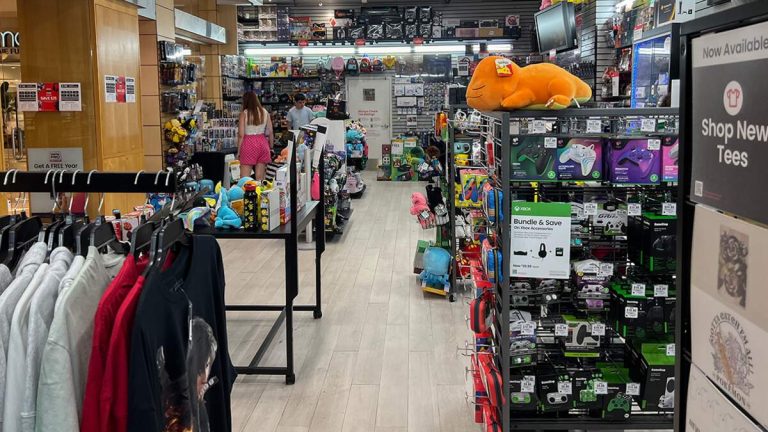Huge Retailer Closing Hundreds Of Their 4,000 Stores