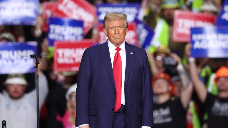 Migrant Gang Attacking Border Guards, Forcing Way Into US Pre-Trump