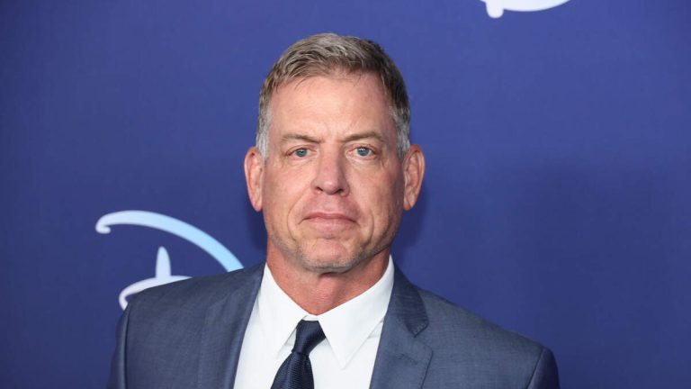 Troy Aikman’s Appearance Sparks Concern During ‘MNF’ Broadcast