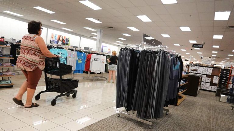 Beloved Discount Retailer Closing Stores In 15 States