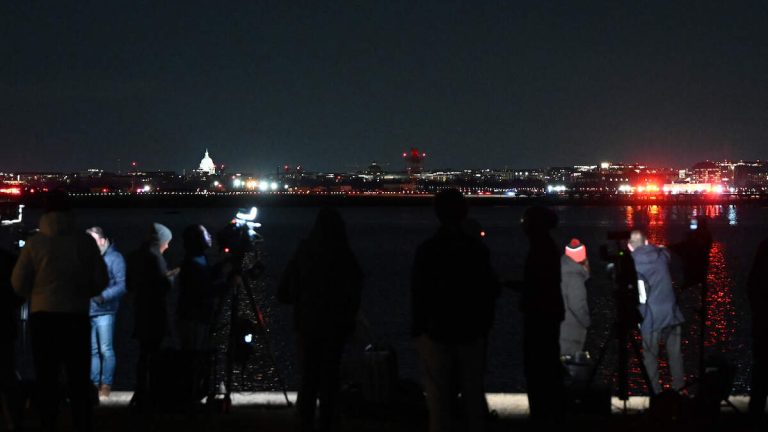 Bodies Pulled From DC River After Plane, Black Hawk Helicopter Collide