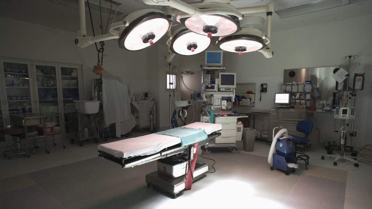 Doctor Catches Cancer From Patient