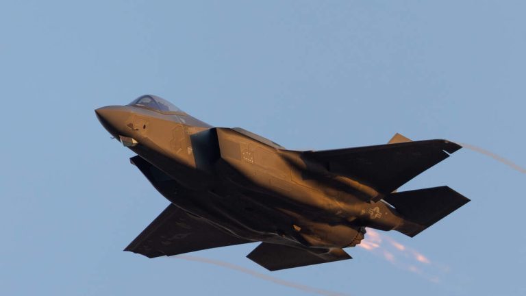 Heart-Stopping Video Shows Moment F-35 Falls Out Of The Sky