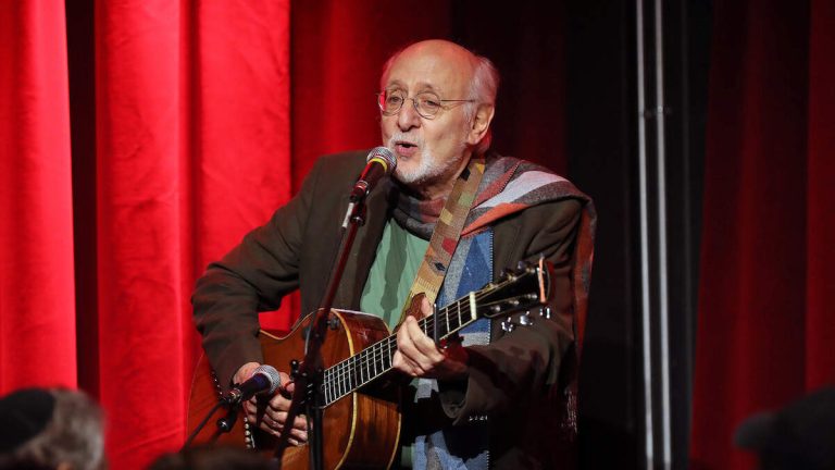 Peter Yarrow Of ‘Peter, Paul And Mary’ Dead At 86