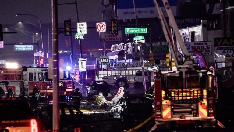 7 Dead After Medevac Jet With A Child Patient Crashes In Philadelphia