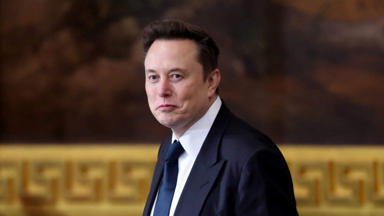 Elon Musk Impersonator Convinced Woman They Were Dating In $26,000 Scam
