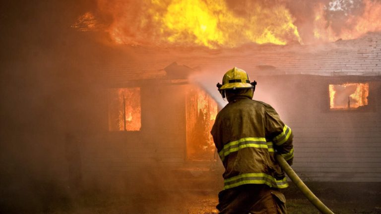 Man Drove Over 700 Miles To Set Fire To Home Of Man Who Spoke With His Ex