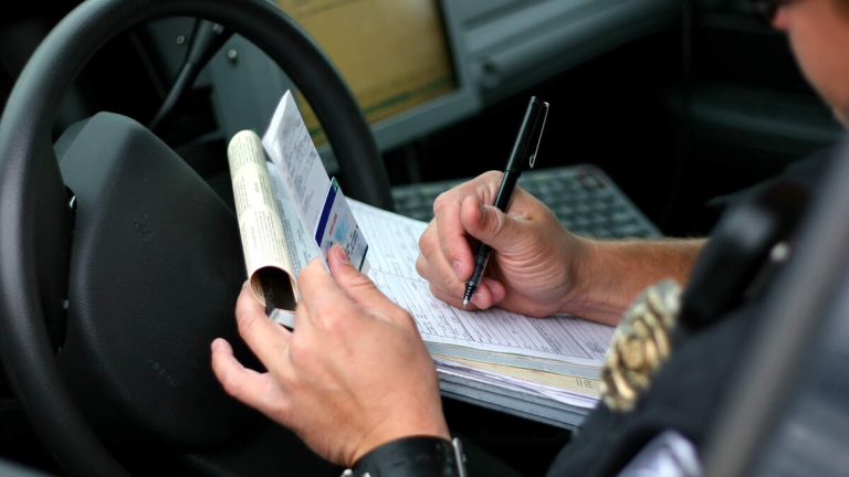 Metro and LADOT to Begin Issuing Tickets for Bus Lane Enforcement Monday