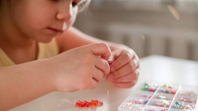 Over 200,000 Kids Jewelry-Making Kits Recalled Due To Hazardous Substances