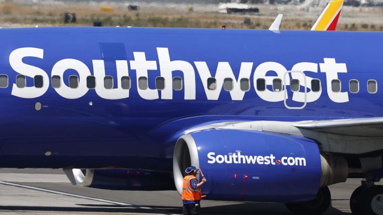 Southwest Airlines Ends Free Checked Bags Policy