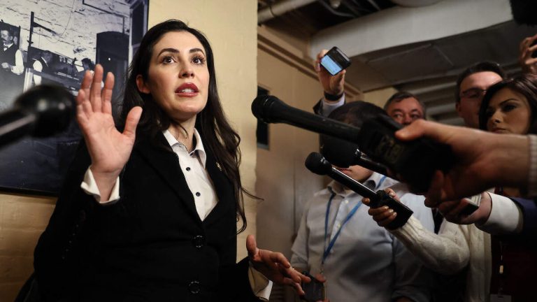 Anna Paulina Luna Defeats GOP Group She Left Over Document Vote