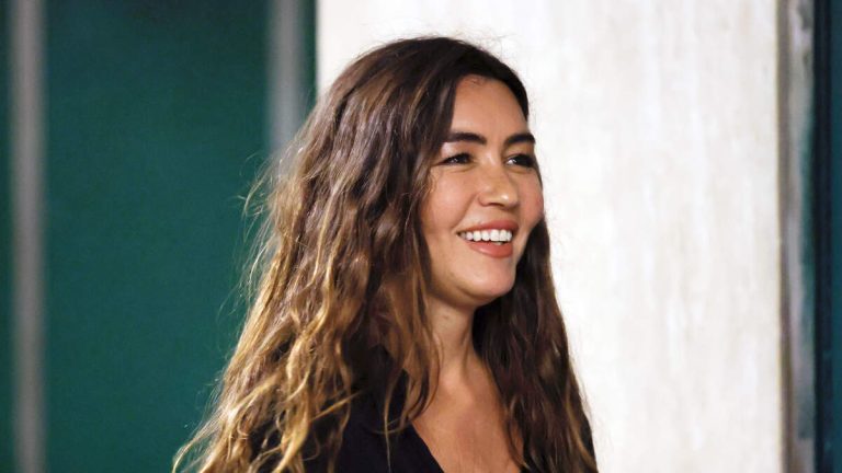 Harvey Weinstein Accuser Curses Out Defense Lawyer, Storms Out Of Court