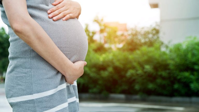 LAUSD Considers Policy to Support Teachers’ Parental Leave