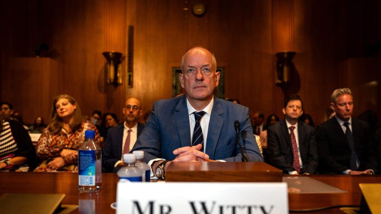 UnitedHealth CEO Suddenly Steps Down For ‘Personal Reasons’