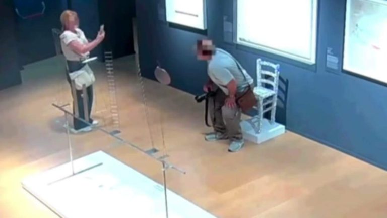 Video Shows Tourist Smashing Crystal-Studded ‘Van Gogh’ Chair At Art Museum