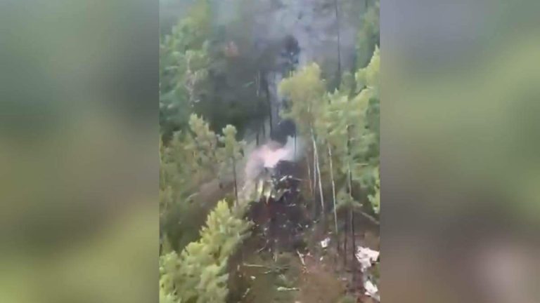48 Killed In Passenger Plane Crash