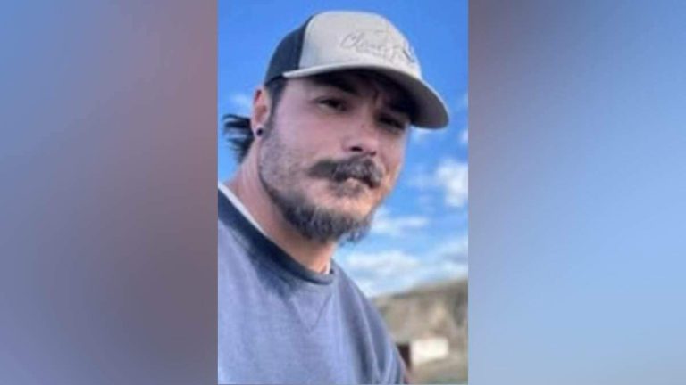 Agents Searching For Dad Accused Of Killing Daughters Find Lookalike Hiker