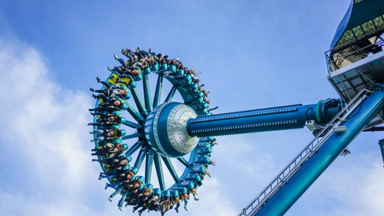 Heart-Stopping Video Shows Carnival Ride Full Of People Snapping In Half