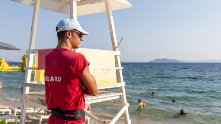 Newport Beach Lifeguards Make Over 350 Rescues on July 4