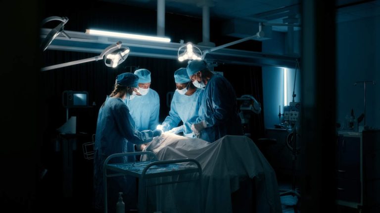 Video Shows World’s Strongest Earthquake Shaking Operating Surgeons