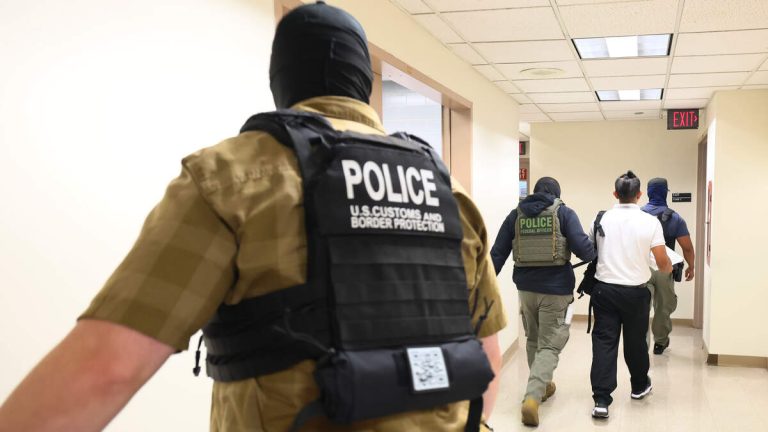 ICE Presence in CA Hospitals Raises Concerns Among Workers