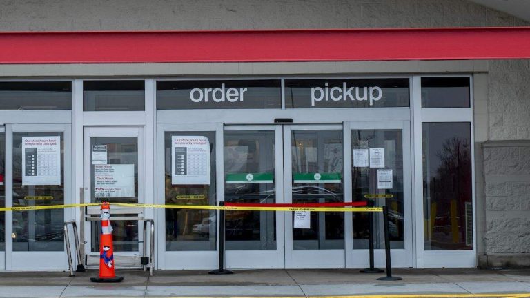 Popular Retailer Chain’s CEO Steps Down Amid Financial Backlash