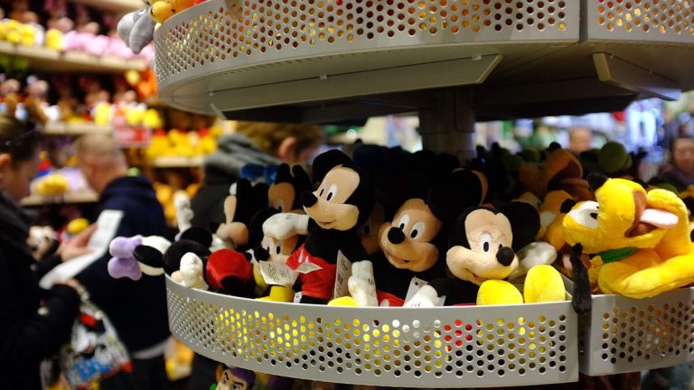 Disneyland Sale Offering Big Discounts On Souvenirs
