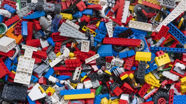 Downtown Disney LEGO Store Workers Begin Union Effort