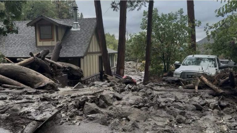 Mudslides Trap Drivers, Damage Homes In US
