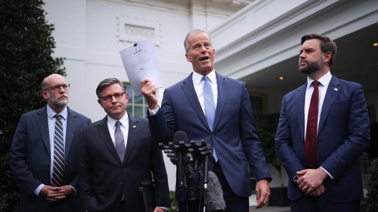 Trump, Congressional Leaders Fail To Make Deal To Avert Government Shutdown