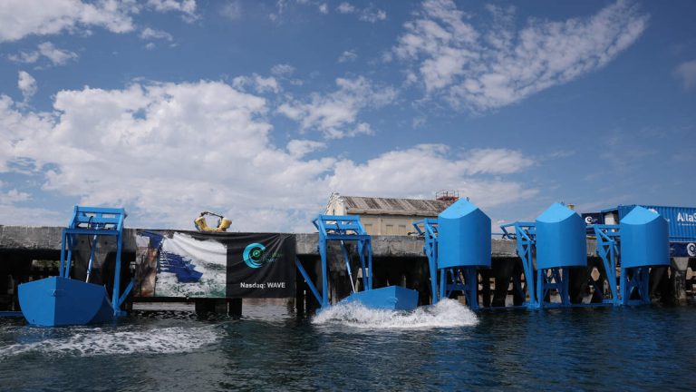 U.S. Debuts First Onshore Wave Energy Project in Los Angeles