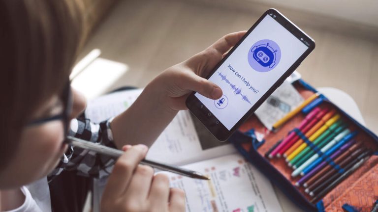 Experts Concerned Over Rising Number Of Young Kids Using AI