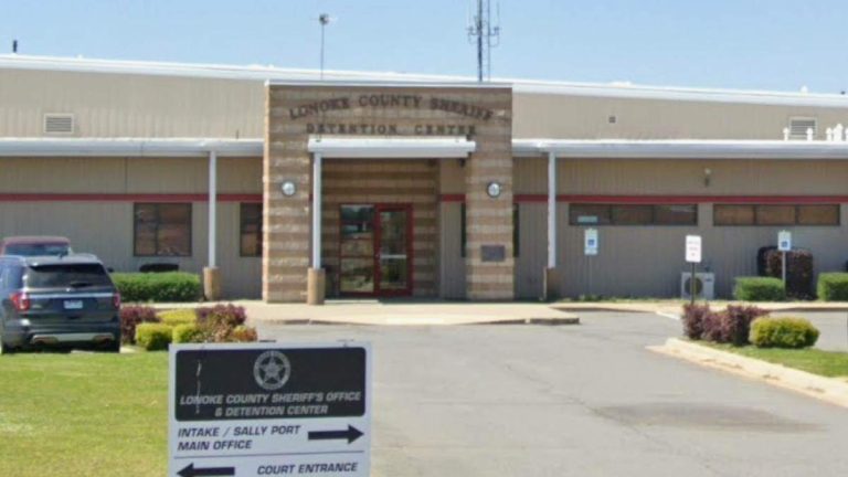 Father Charged For Killing Daughter’s Accused Abuser Runs For Sheriff