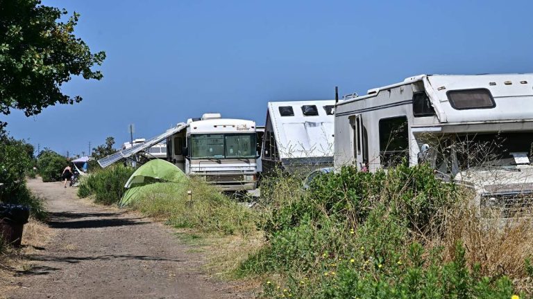 L.A. to Enforce New Law on Derelict RVs