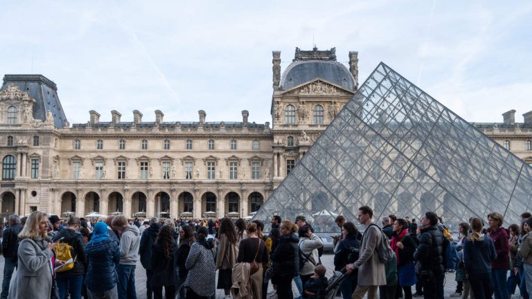 Louvre Reopens After Jewel Heist As Search For Group Of Thieves Continues