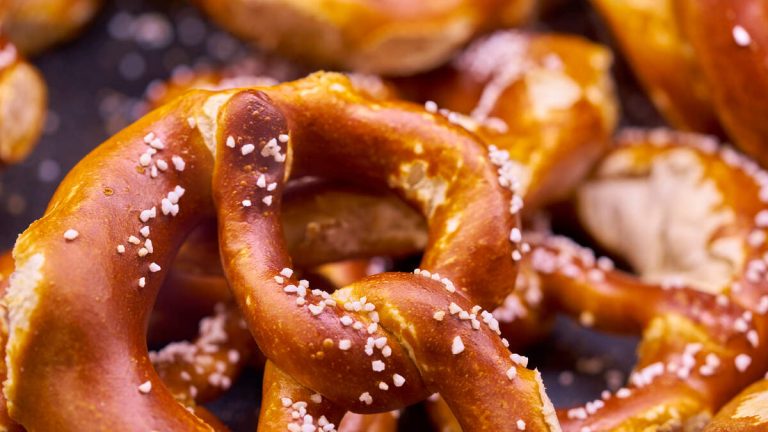 Middle School Students Served Pretzels Covered With Oven Cleaner