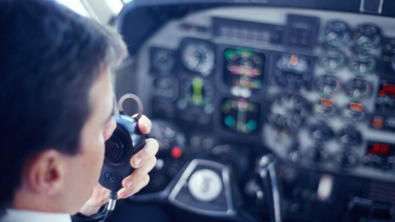 Plane Made Emergency Landing After Pilots Lost Contact With Cabin Crew