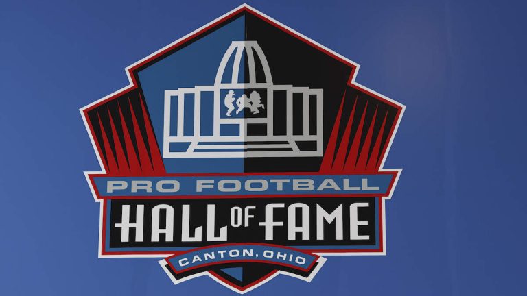 Pro Football Hall Of Famer Hosted Rigged Poker Game: Report