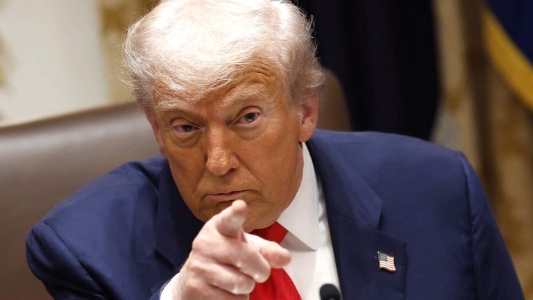 Trump Withholds $40M from California Over English Rule For Truck Drivers