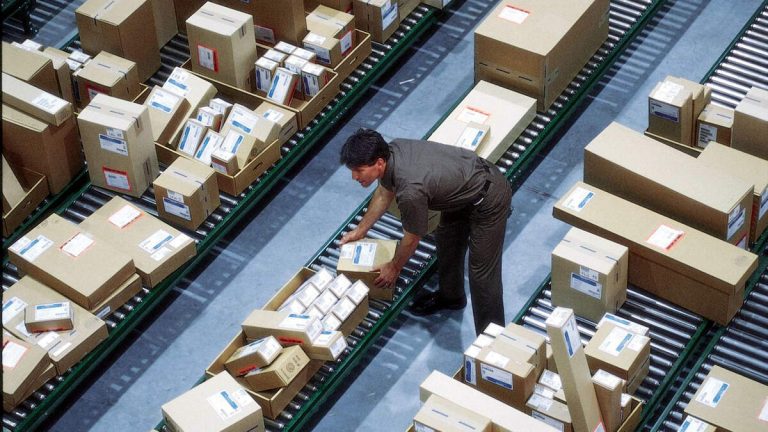 UPS ‘Disposing’ Packages Sent To The US Over Customs Paperwork Issues