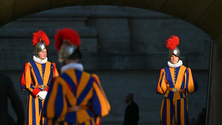 Vatican’s Swiss Guards Unveil New Uniform