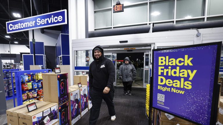 Black Friday Shopping Underway in LA County