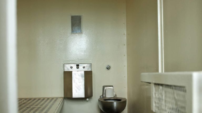 California Prisons Rethink Single-Cell Housing Amid Mental Health Concerns