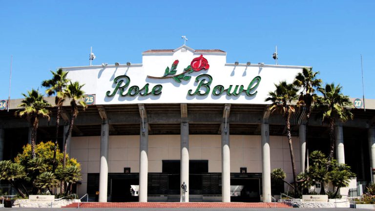 Pasadena Seeks Court Order to Keep UCLA at Rose Bowl