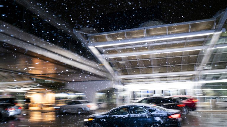 Winter Weather Threatens To Create Post-Thanksgiving Travel Nightmare